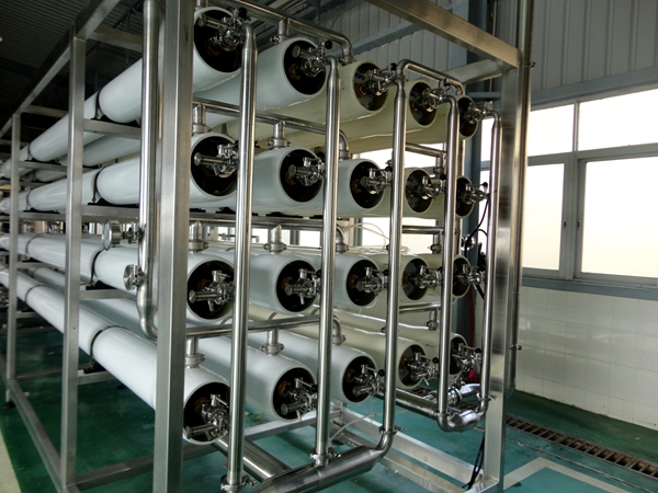 大型單機反滲透純凈水設(shè)備